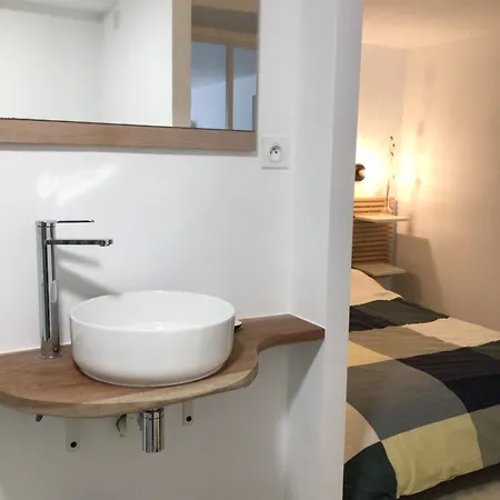 דירה Avec Jardin