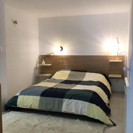 Avec Jardin דירה *